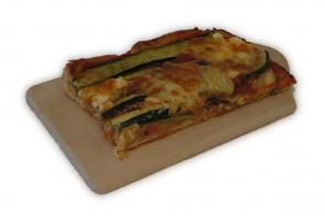 Zucchini-Artischocken-Pizza