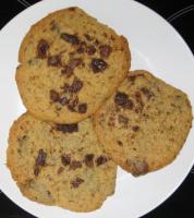 Drei Cookies auf einem Teller