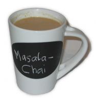 Becher mit Masala-Chai