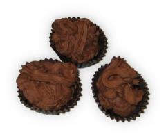 Drei Orangentrüffel